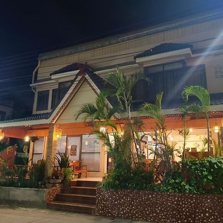 Tr Guesthouse Sukhothai Dış mekan fotoğraf